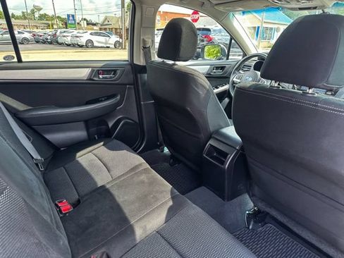 Used 2017 Subaru Outback 2.5i Premium AWD/4WD image 23