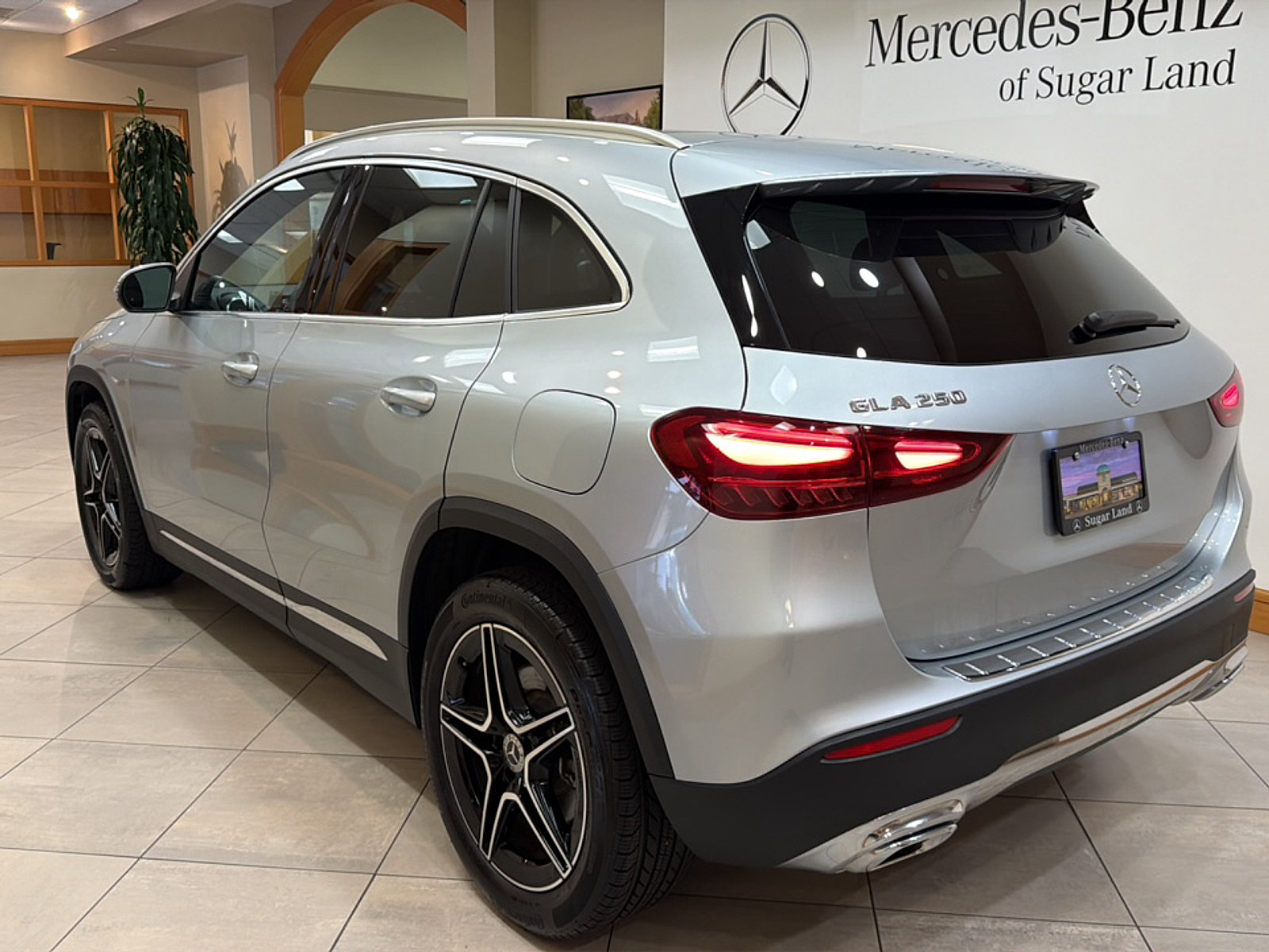 Certified 2026 Mercedes-Benz GLA 250 image 4