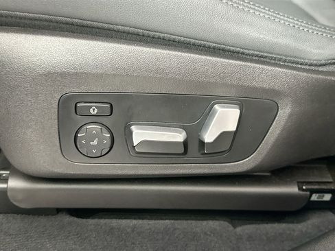 Used 2021 BMW X3 sDrive30i w/ Premium Package image 19