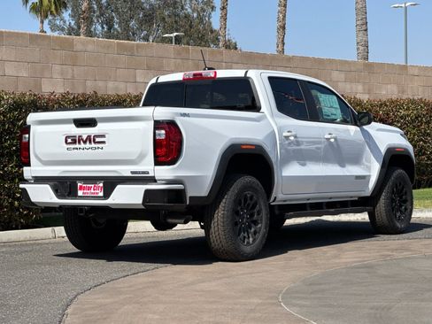 New 2026 GMC Canyon Elevation AWD/4WD image 4