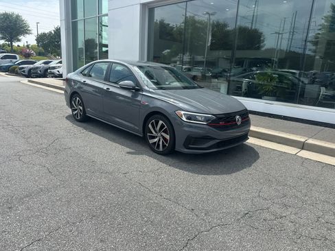 Used 2021 Volkswagen Jetta GLI FWD image 3