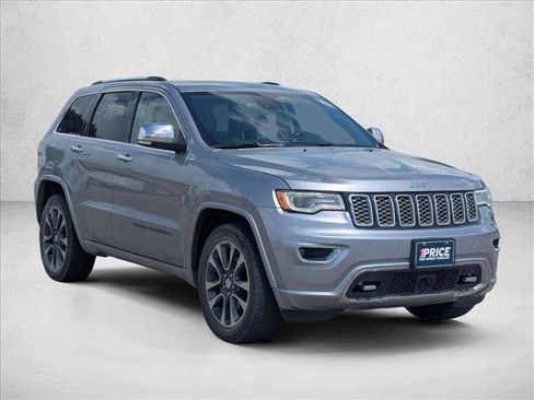 Used 2017 Jeep Grand Cherokee Overland w/ Jeep Active Safety Group RWD image 3