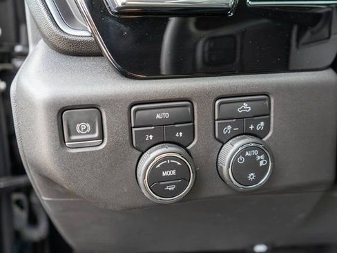 Used 2023 Chevrolet Silverado 1500 LT AWD/4WD image 20