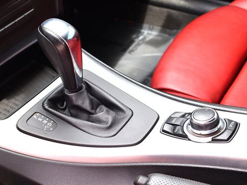 Used 2012 BMW 335i Convertible RWD image 35