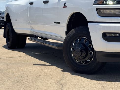 New 2026 RAM 3500 Lone Star AWD/4WD image 12