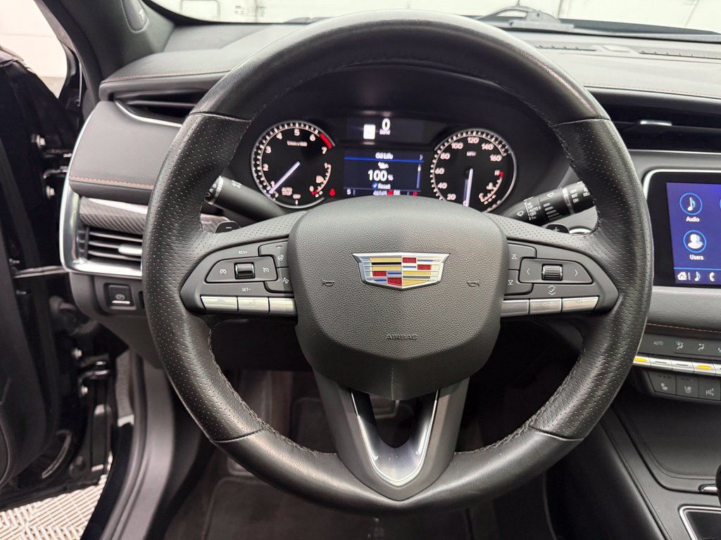 Used 2022 Cadillac XT4 Sport w/ Comfort Package AWD/4WD image 21