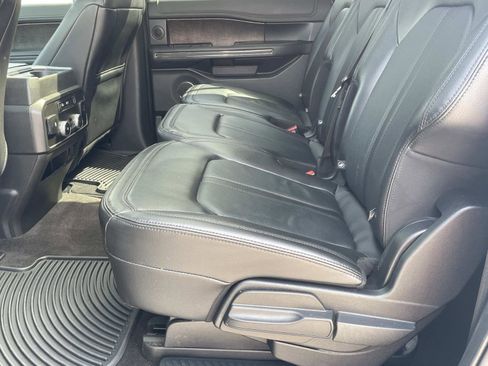 Used 2021 Ford Expedition Max Limited image 12