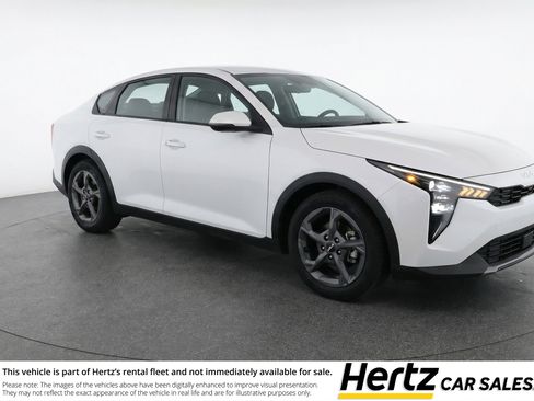 Used 2025 Kia K4 FWD image 1