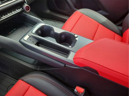 New 2025 Chevrolet Equinox EV RS w/ Convenience Package II image 25