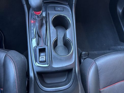 Used 2022 Chevrolet Equinox RS w/ RS Leather Package image 29