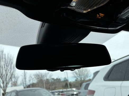 Used 2024 BMW i4 eDrive35 w/ Premium Package image 27