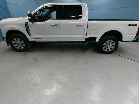 Used 2025 Ford F250 King Ranch w/ Chrome Package image 35