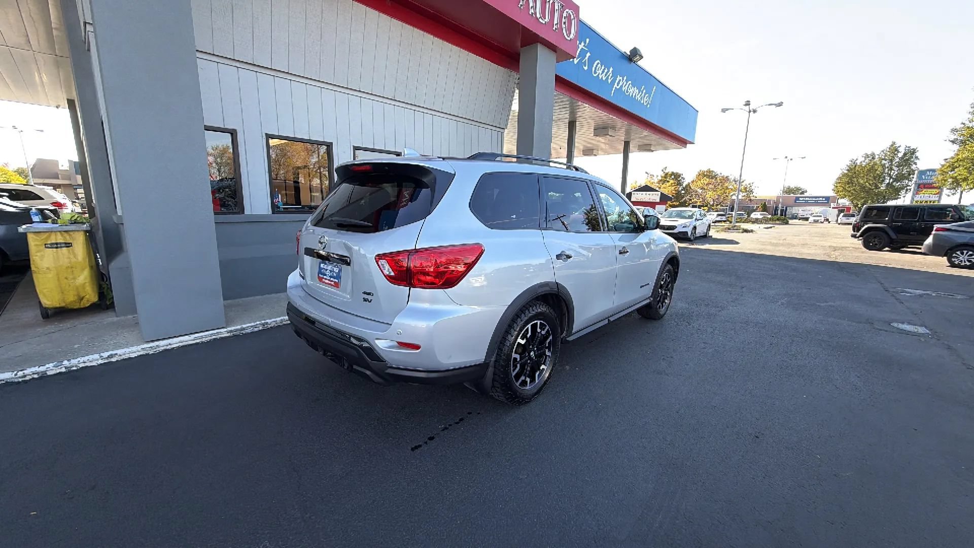 Used 2020 Nissan Pathfinder SV w/ Rock Creek Edition AWD/4WD image 6