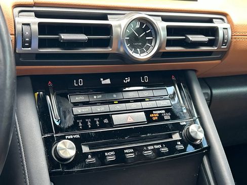 Used 2022 Lexus IS 300 w/ Premium Package RWD image 35
