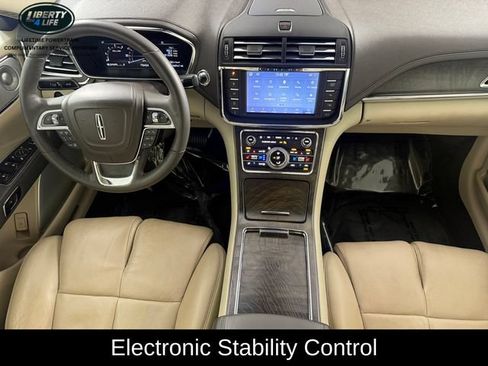 Used 2020 Lincoln Continental Reserve w/ Luxury Package FWD image 23