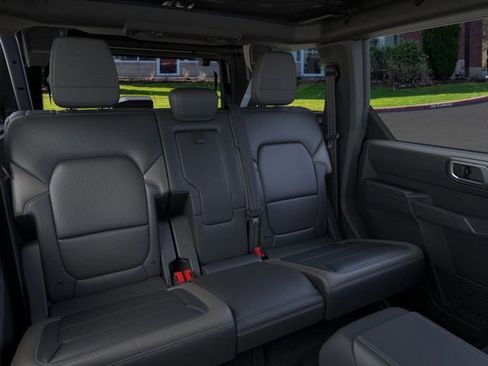 New 2025 Ford Bronco Outer Banks image 11