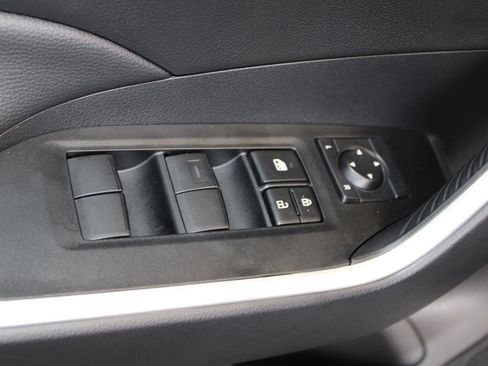Used 2025 Toyota RAV4 LE AWD/4WD image 48