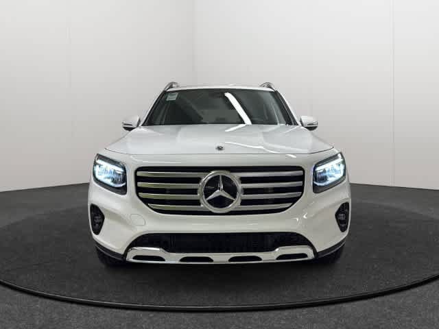 Certified 2026 Mercedes-Benz GLB 250 4MATIC image 2