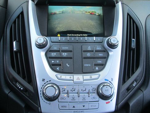 Used 2014 Chevrolet Equinox LT w/ Driver Convenience Package FWD image 18