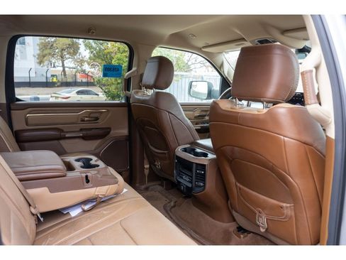 Used 2020 RAM 1500 Limited image 30