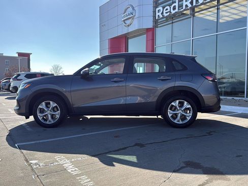 Used 2023 Honda HR-V LX image 11