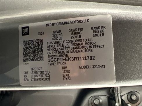 Used 2024 Chevrolet Colorado ZR2 w/ Technology Package image 28