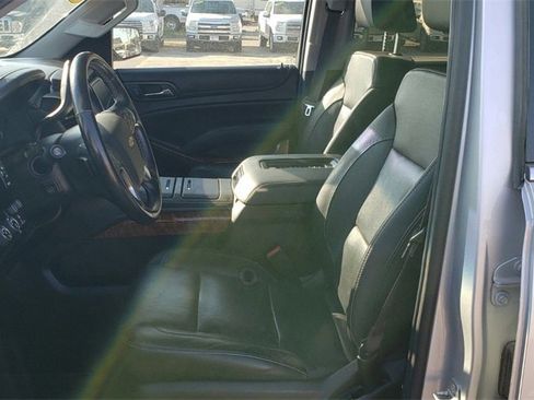 Used 2017 Chevrolet Suburban Premier w/ Max Trailering Package image 12
