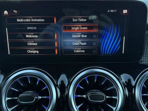 Used 2022 Mercedes-Benz EQB 300 4MATIC image 50