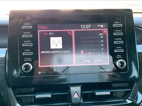 Used 2022 Toyota Camry LE image 31