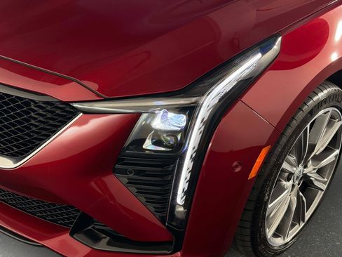 Used 2025 Cadillac CT5 V w/ Platinum Package image 10