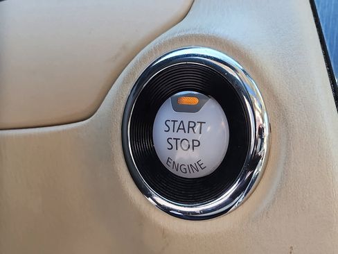 Used 2019 INFINITI QX60 Luxe w/ Essential Package image 24