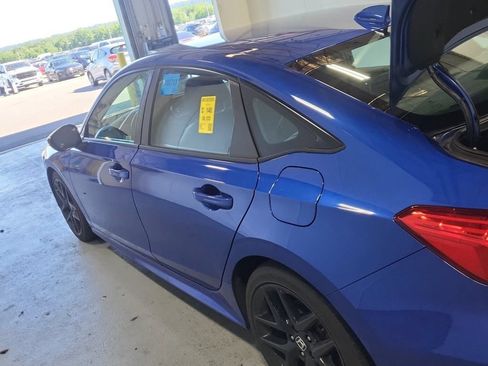 Used 2023 Honda Civic Sport image 9
