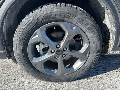 Used 2025 Ford Escape ST-Line image 19