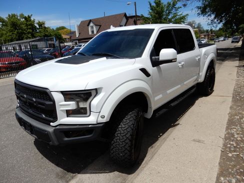 Used 2020 Ford F150 Raptor w/ Equipment Group 802A Luxury AWD/4WD image 8