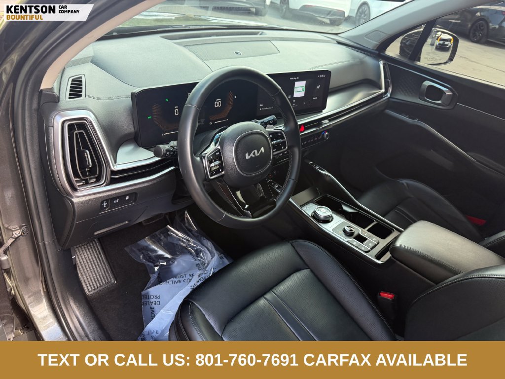 Used 2025 Kia Sorento EX AWD/4WD image 30