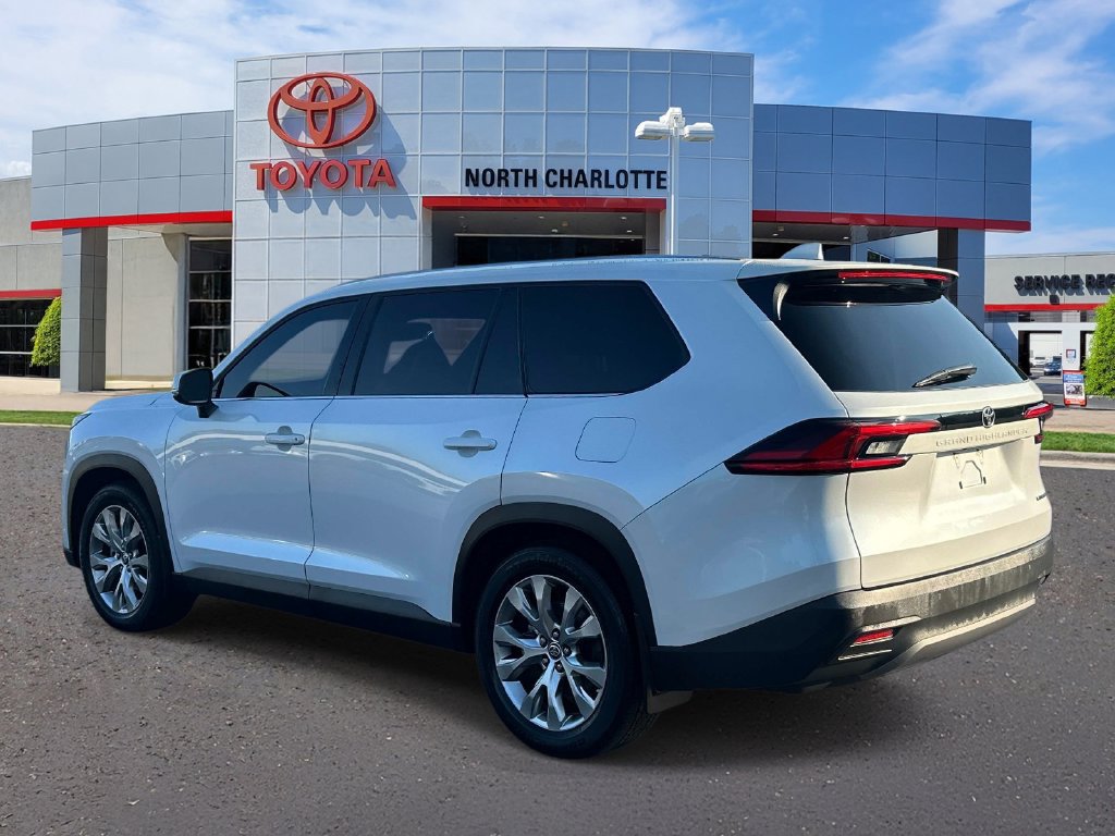 Used 2026 Toyota Grand Highlander FWD image 6
