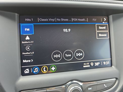 Used 2023 Chevrolet TrailBlazer LT image 22