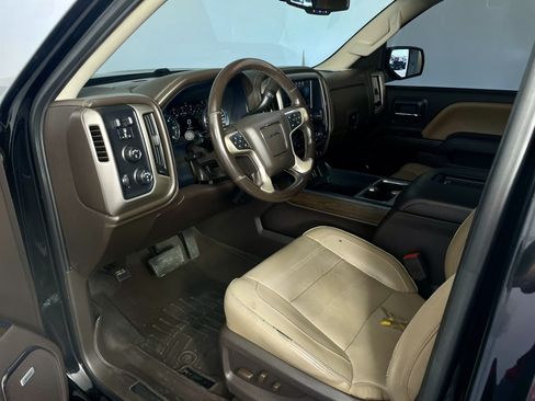 Used 2018 GMC Sierra 1500 Denali w/ Denali Ultimate Package AWD/4WD image 10