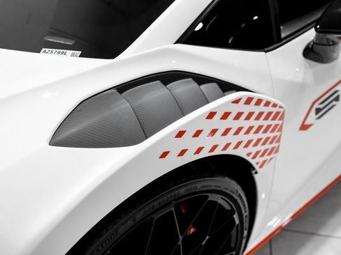 Used 2024 Lamborghini Huracan STO image 42