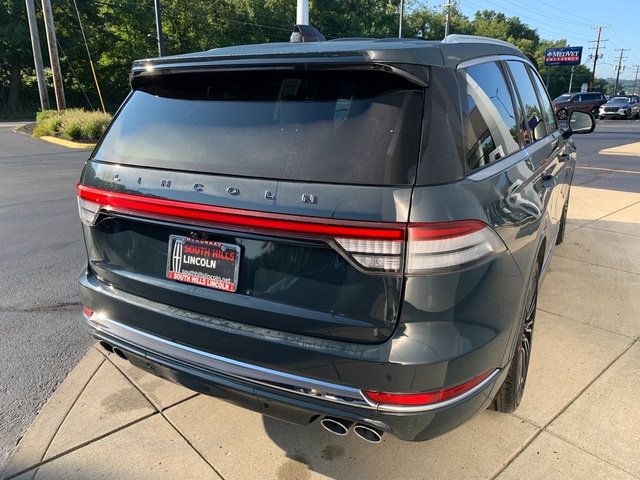 Certified 2025 Lincoln Aviator Black Label AWD/4WD image 7