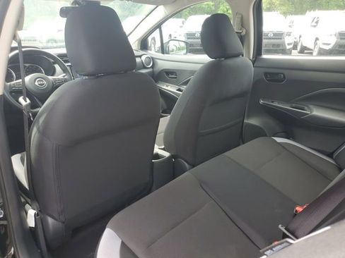 Certified 2025 Nissan Versa S w/ Trunk Package FWD image 9