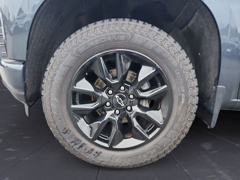 Used 2022 Chevrolet Silverado 1500 RST image 14