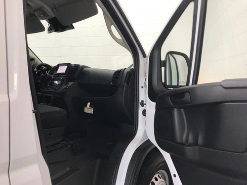New 2024 RAM ProMaster 2500 w/ Convenience Group image 28