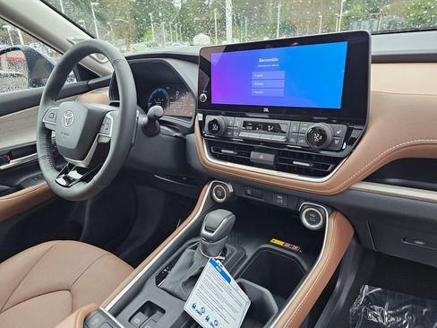 New 2026 Toyota Grand Highlander Platinum image 11