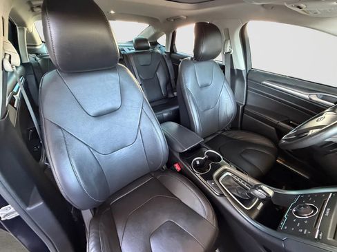 Used 2015 Ford Fusion Titanium AWD/4WD image 21