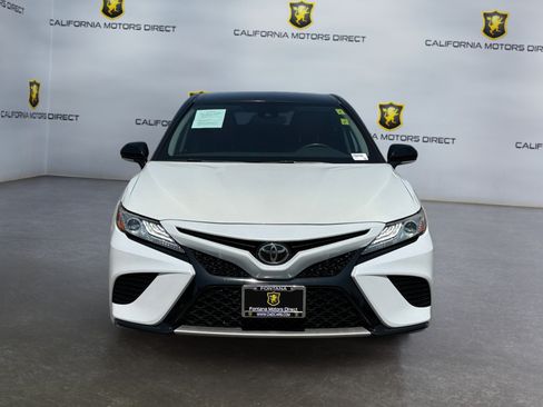 Used 2020 Toyota Camry XSE FWD image 8