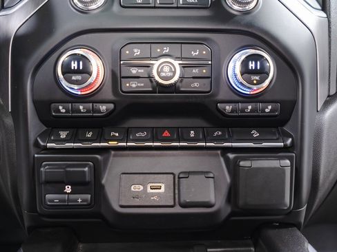 Used 2023 GMC Sierra 2500 Denali w/ Technology Package image 15