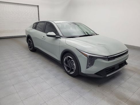 Used 2025 Kia K4 EX image 11