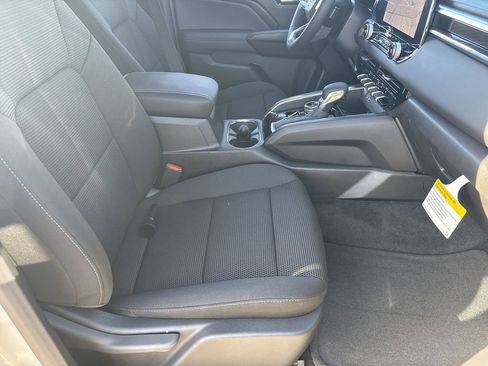 New 2026 GMC Canyon Elevation w/ Convenience Package image 28