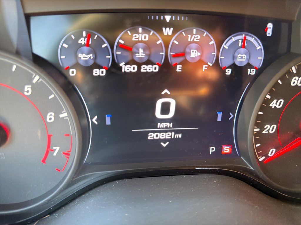 Used 2023 Chevrolet Camaro SS RWD image 19